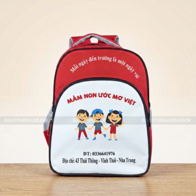 May balo học sinh in logo Mầm Non Ước Mơ Sao Việt 1
