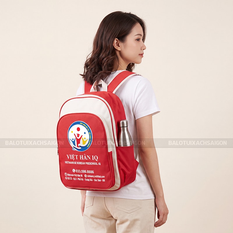 Sản xuất balo học sinh Việt Hàn IQ màu đỏ nổi bật 2